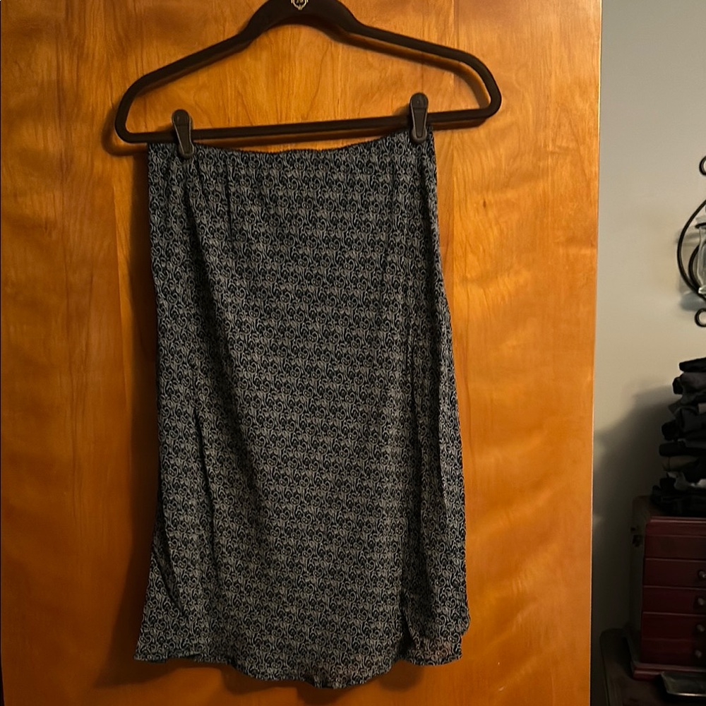 Eddie Bauer Petite Navy Paisley Pencil Skirt